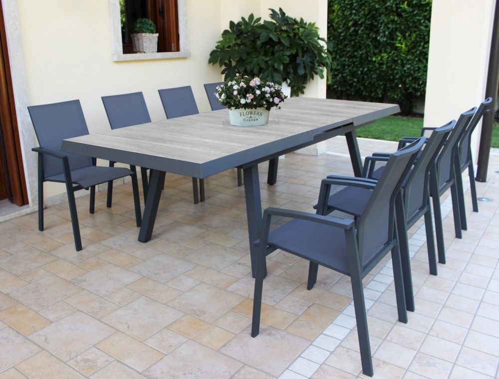 tavolo-alluminio-esterno-legno-ferro-piscina-teak-sedie-lettini-ombrellone-leggero-