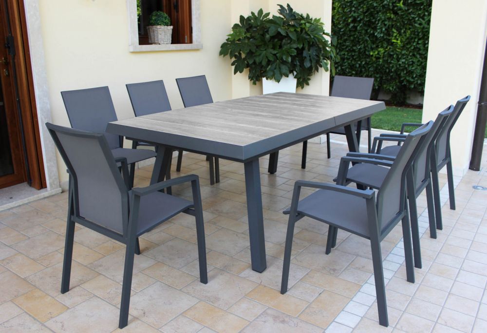 tavolo-alluminio-esterno-legno-ferro-piscina-teak-sedie-lettini-ombrellone-leggero-